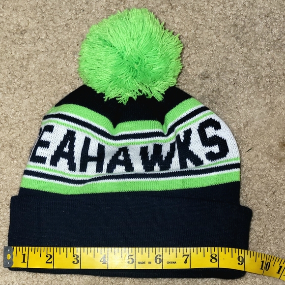 Seattle Seahawks Youth Knit Beanie Hat Cap - Team Colors - Picture 5 of 5
